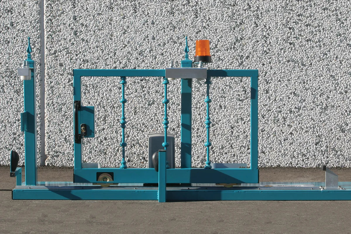 Piastra di guida regolabili a 4 rulli da 32 per cancello art. 465P IBFM